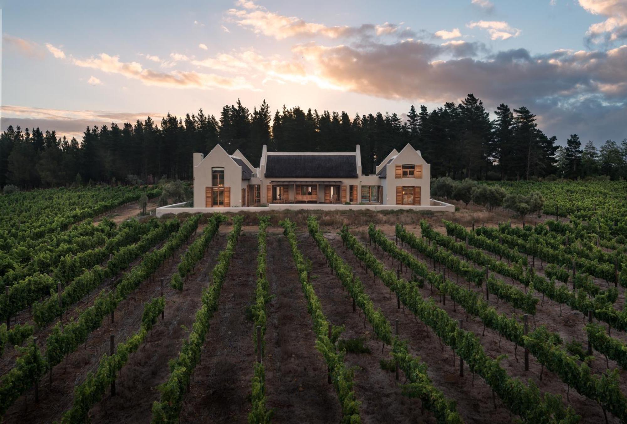 Lalapanzi Lodge Somerset West Exterior foto